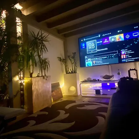 Sssss Apartment *